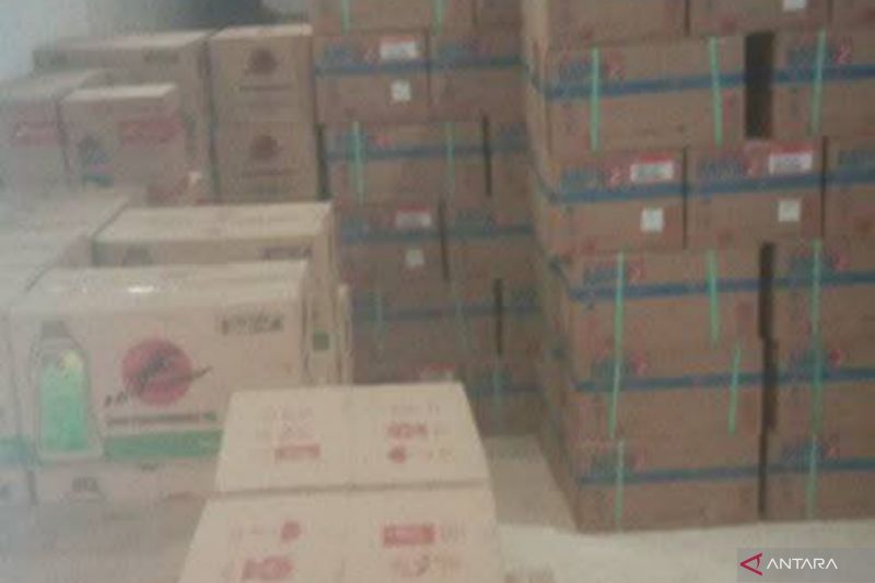 Polisi selidiki dugaan peredaran oli palsu di Sumbawa