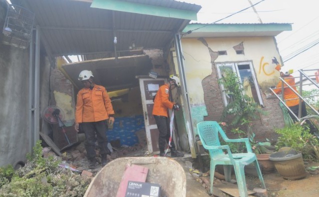 Kemensos kirim tim-bantuan bagi korban gempa Bengkulu Kemensos kirim tim-bantuan bagi korban gempa Bengkulu