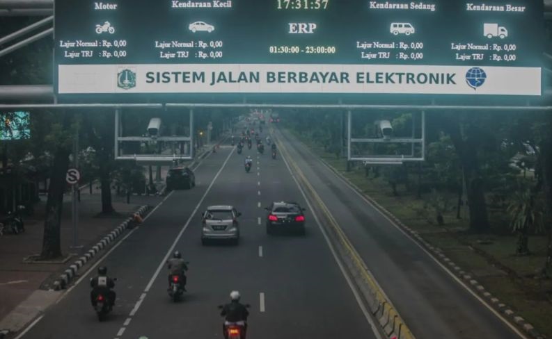 DKI belum terapkan sistem jalan berbayar elektronik DKI belum terapkan sistem jalan berbayar elektronik