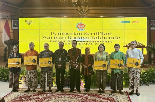 Delapan karya budaya Kabupaten Sleman dietapkan sebagai warisan budaya takbenda DIY Delapan karya budaya Kabupaten Sleman dietapkan sebagai warisan budaya takbenda DIY