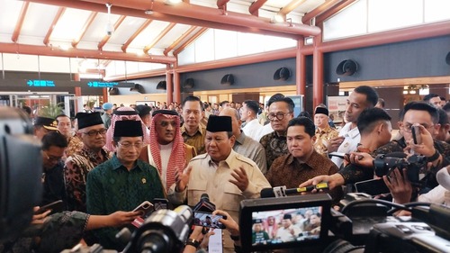 Janji Prabowo usai resmikan Terminal Khusus Haji dan Umrah
