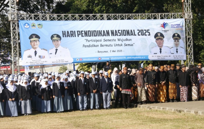 Pemprov Jateng kembalikan hak pendidikan 1.100 anak tidak sekolah Pemprov Jateng kembalikan hak pendidikan 1.100 anak tidak sekolah