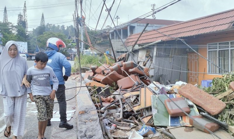 Polisi dalami penyebab kecelakaan tewaskan 12 orang di Padang Panjang