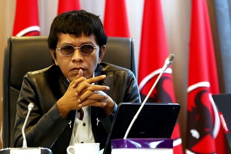 Legislator dorong potongan aplikator transportasi online 10 persen
