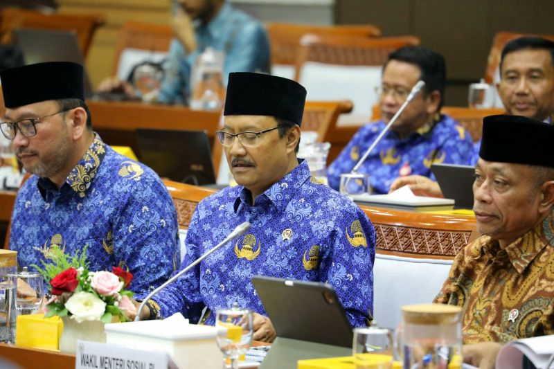 Mensos jamin layanan di sentra berjalan seiring dengan Sekolah Rakyat Mensos jamin layanan di sentra berjalan seiring dengan Sekolah Rakyat