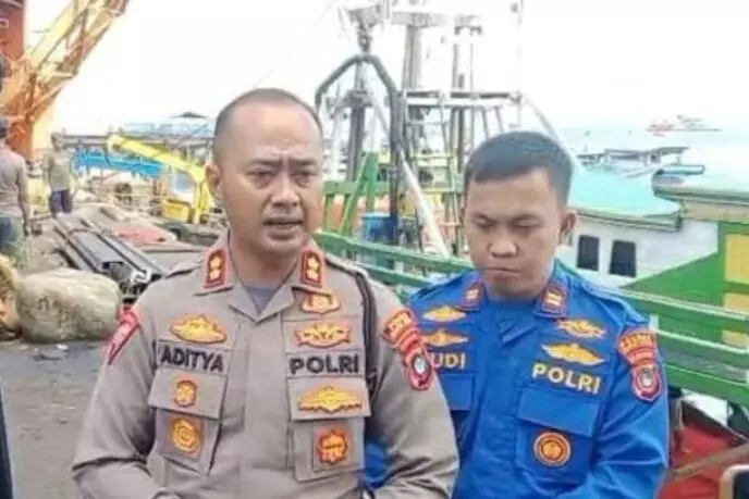 Polisi Bangka Barat bongkar ponton tambang liar di Perairan Cupat