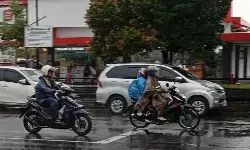 BMKG prakirakan hujan ringan di sejumlah kota pada Kamis