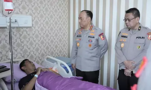 Wakapolri tinjau pasien korban unjuk rasa di RS Bhayangkara Polri
