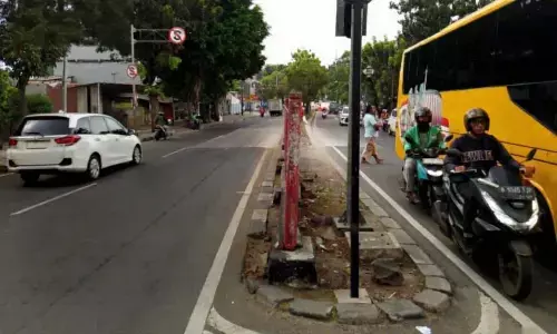 PAM JAYA tutup pit galian Jatiwaringin-Hek Kramat Jati: Arus lalu lintas berangsur normal PAM JAYA tutup pit galian Jatiwaringin-Hek Kramat Jati: Arus lalu lintas berangsur normal