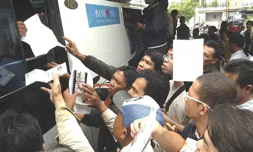 Layanan SIM Keliling tersedia di lima lokasi Jakarta pada Jumat Layanan SIM Keliling tersedia di lima lokasi Jakarta pada Jumat