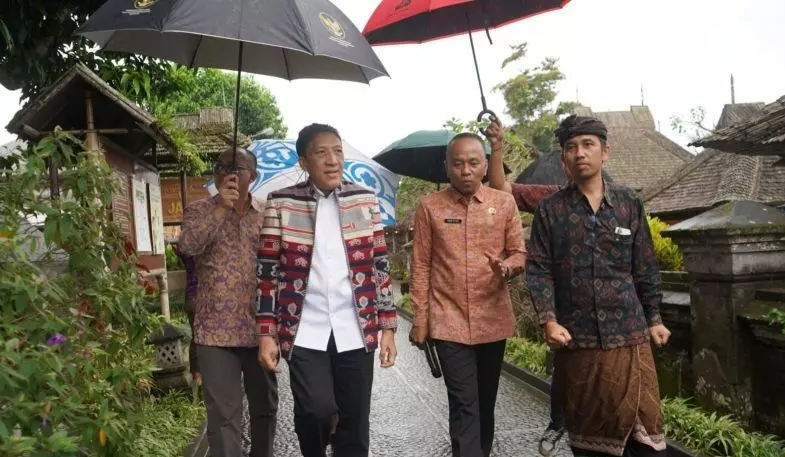 Kemenbud nilai Desa Penglipuran Bali sebagai contoh pelestarian budaya Kemenbud nilai Desa Penglipuran Bali sebagai contoh pelestarian budaya