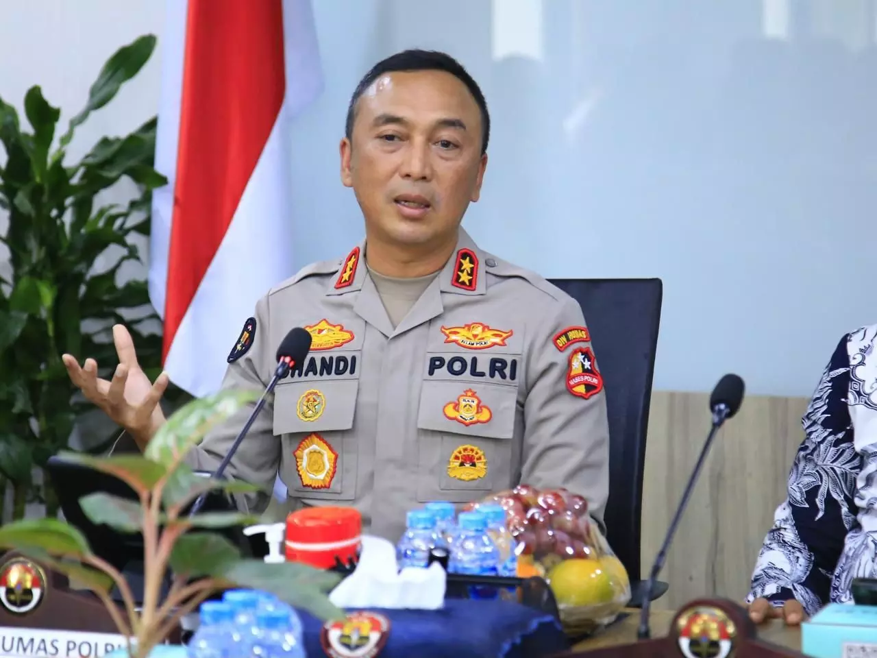 Demo anarkis, Polri akan gunakan langkah tegas terukur sesuai aturan Demo anarkis, Polri akan gunakan langkah tegas terukur sesuai aturan