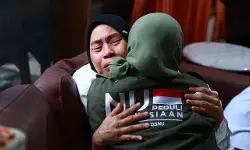 LAZISNU PBNU sambangi keluarga Affan Kurniawan dan serahkan santunan duka