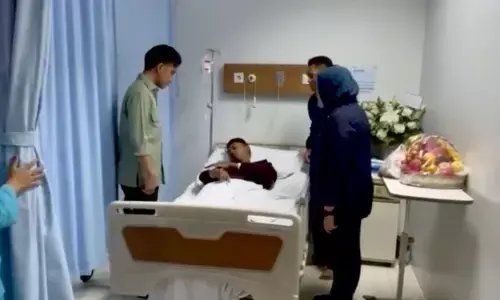 Wapres Gibran jenguk korban demo di RSCM dan RS Pelni Wapres Gibran jenguk korban demo di RSCM dan RS Pelni