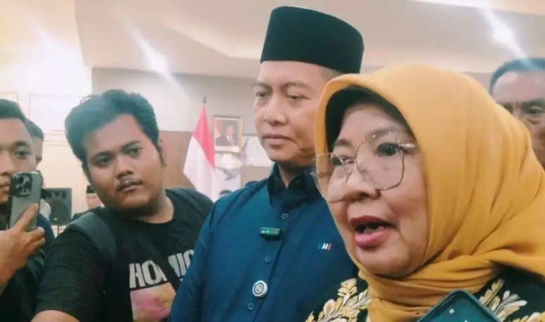 Ketua DPRD NTB prihatin aksi pembakaran gedung dewan Ketua DPRD NTB prihatin aksi pembakaran gedung dewan