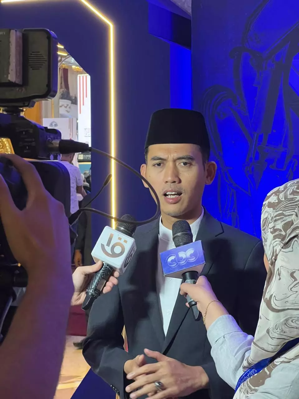 Ketua MUI Prof Asrorun Niam: Stop penjarahan, itu bentuk pelanggaran hukum Ketua MUI Prof Asrorun Niam: Stop penjarahan, itu bentuk pelanggaran hukum