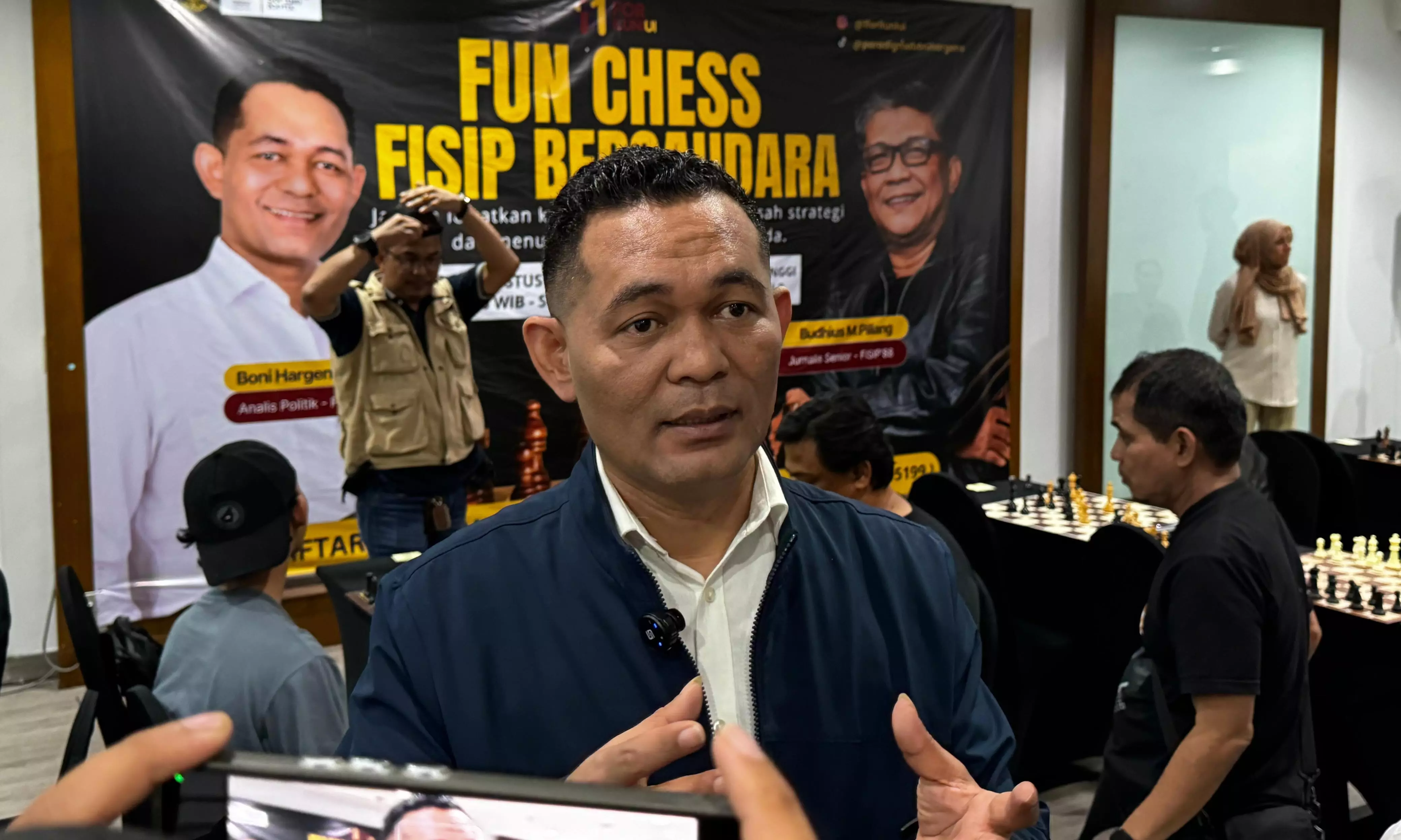 Boni Hargens ingatkan potensi “Jawa Spring”, desak mitigasi dini Boni Hargens ingatkan potensi “Jawa Spring”, desak mitigasi dini