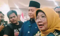 Ketua DPRD NTB prihatin aksi pembakaran gedung dewan Ketua DPRD NTB prihatin aksi pembakaran gedung dewan