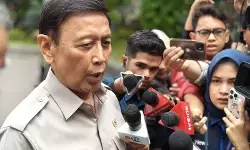 Prabowo kumpulkan ketum partai dan kabinet di Istana Jakarta