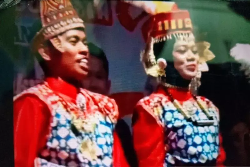 Generasi muda Pakkato Gowa bawa pesan moril lewat tari Appa Sulapa Generasi muda Pakkato Gowa bawa pesan moril lewat tari Appa Sulapa
