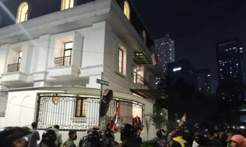 Polisi selidiki penjarahan rumah Eko Patrio di Setiabudi Polisi selidiki penjarahan rumah Eko Patrio di Setiabudi