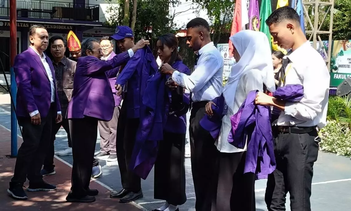 983 mahasiswa baru Unitri Malang dikenalkan budaya Nusantara 983 mahasiswa baru Unitri Malang dikenalkan budaya Nusantara