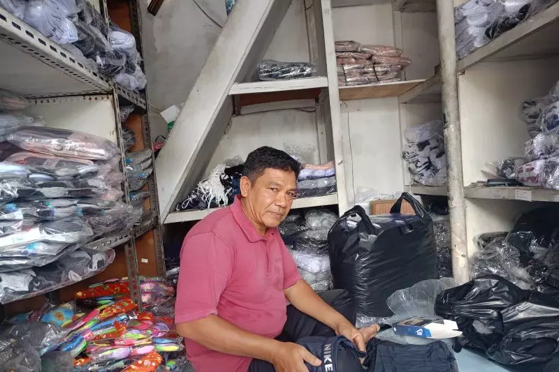 Aktivitas pedagang Matraman normal usai kericuhan di Mapolres Jaktim Aktivitas pedagang Matraman normal usai kericuhan di Mapolres Jaktim