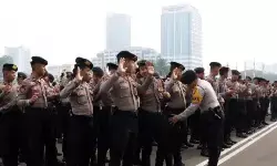 Sebanyak 5.369 personel gabungan kawal unjuk rasa di DPR Sebanyak 5.369 personel gabungan kawal unjuk rasa di DPR