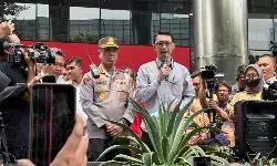 KPK mulai panggil dua tersangka kasus CSR BI-OJK KPK mulai panggil dua tersangka kasus CSR BI-OJK