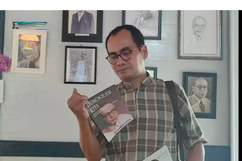 Pengamat Unej beri solusi atasi krisis kepercayaan rakyat Pengamat Unej beri solusi atasi krisis kepercayaan rakyat