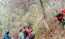 Tim gabungan Agam padamkan kebakaran hutan pinus seluas 9 hektare