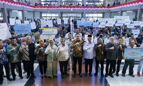 BPJPH ajak komunitas halal aktif mendampingi sertifikasi pelaku UMKM BPJPH ajak komunitas halal aktif mendampingi sertifikasi pelaku UMKM