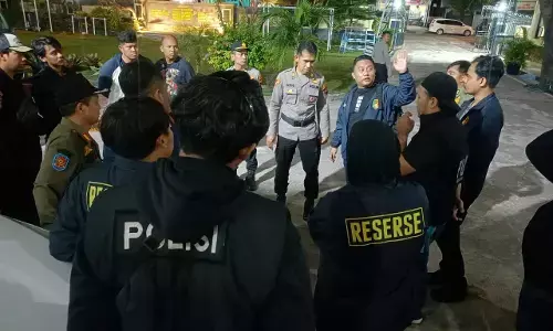 Polres Tegal Kota tindak tegas pascakerusuhan, usut pelaku lewat CCTV Polres Tegal Kota tindak tegas pascakerusuhan, usut pelaku lewat CCTV