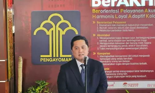 Erick Thohir yakin Adrian Wibowo tidak perlu dinaturalisasi Erick Thohir yakin Adrian Wibowo tidak perlu dinaturalisasi