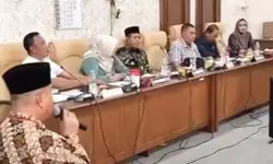 Liputan Pansus Hak Angket, wartawati di Pati diduga alami kekerasan Liputan Pansus Hak Angket, wartawati di Pati diduga alami kekerasan