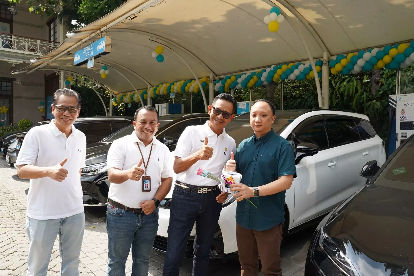 Hari Pelanggan Nasional, pengguna kendaraan listrik makin rasakan manfaat layanan SPKLU PLN Hari Pelanggan Nasional, pengguna kendaraan listrik makin rasakan manfaat layanan SPKLU PLN