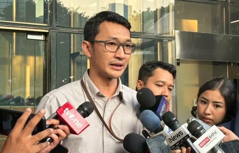 KPK pelajari status mobil B.J. Habibie yang dijual ke Ridwan Kamil KPK pelajari status mobil B.J. Habibie yang dijual ke Ridwan Kamil
