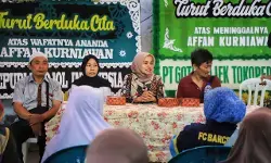 Kemensos beri bansos untul ratusan tetangga driver ojol Affan Kurniawan Kemensos beri bansos untul ratusan tetangga driver ojol Affan Kurniawan