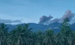 PGA: Gunung Dukono semburkan abu vulkanik setinggi 400 meter