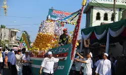 Budaya endhog-endhogan Banyuwangi peringati Maulid Nabi Muhammad Budaya endhog-endhogan Banyuwangi peringati Maulid Nabi Muhammad