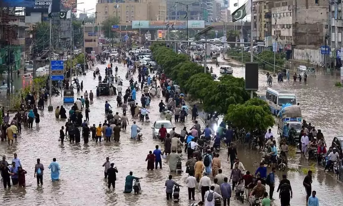 Korban tewas banjir Pakistan tembus 921 jiwa