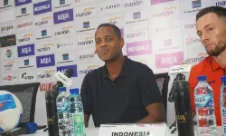 Kluivert akui lama bidik Miliano Jonathans untuk timnas Indonesia
