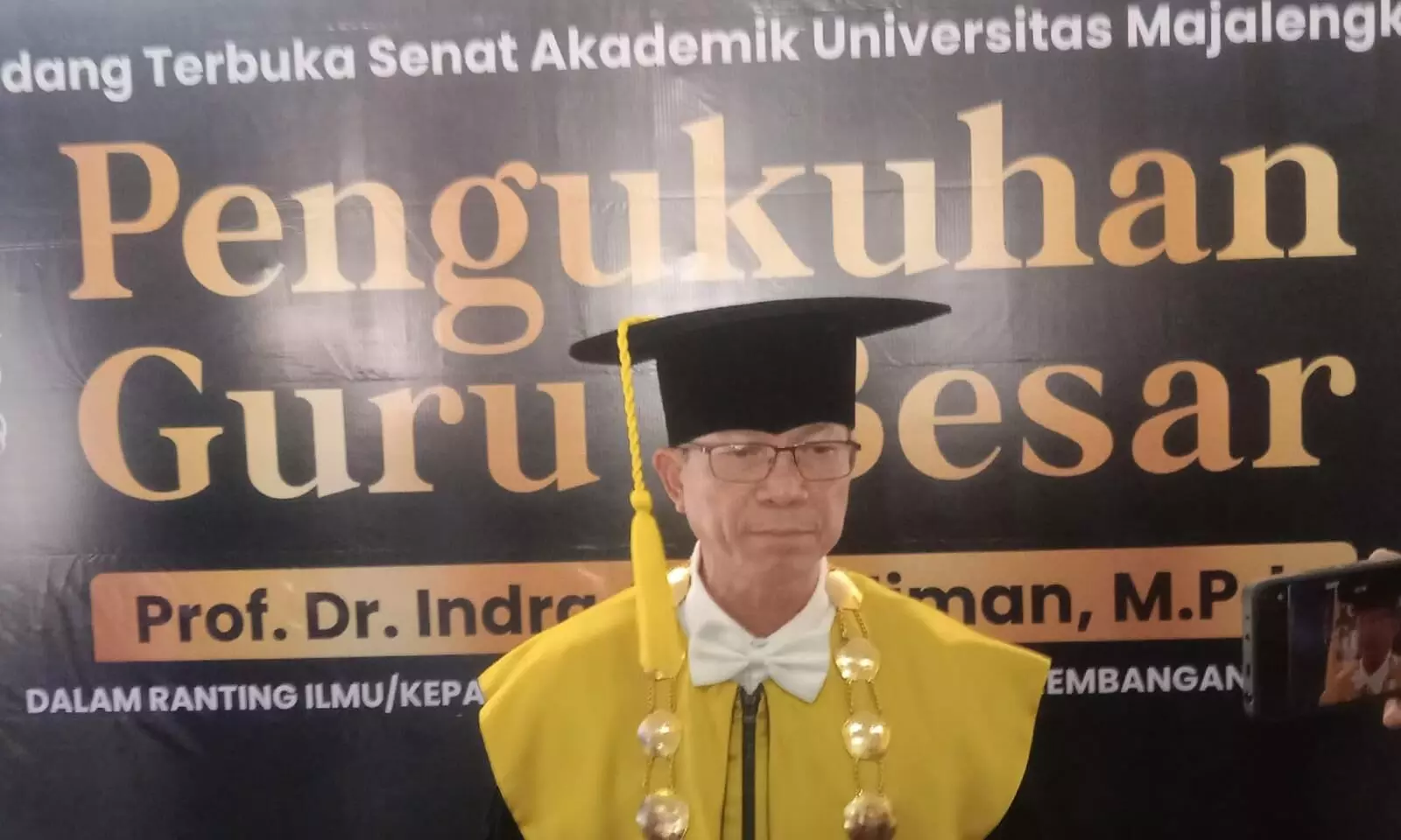 Lahir dari alumni, Rektor Universitas Majalengka dikukuhkan jadi guru besar Lahir dari alumni, Rektor Universitas Majalengka dikukuhkan jadi guru besar