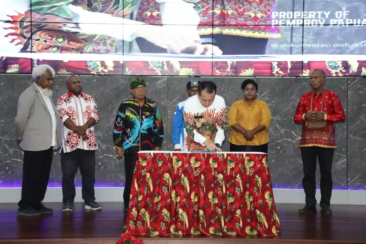Pemerintah Provinsi Papua gelar apel kebangsaan dan doa lintas agama Pemerintah Provinsi Papua gelar apel kebangsaan dan doa lintas agama