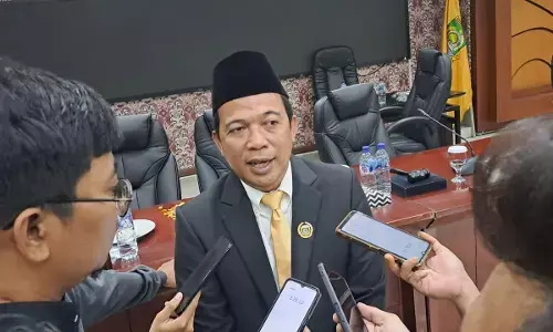 DPRD Kota Tangerang kaji ulang gaji dan tunjangan rumah anggota DPRD Kota Tangerang kaji ulang gaji dan tunjangan rumah anggota