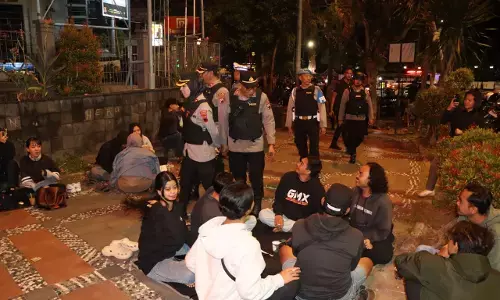 Polres Salatiga bersama Polres Semarang gelar patroli skala besar Polres Salatiga bersama Polres Semarang gelar patroli skala besar