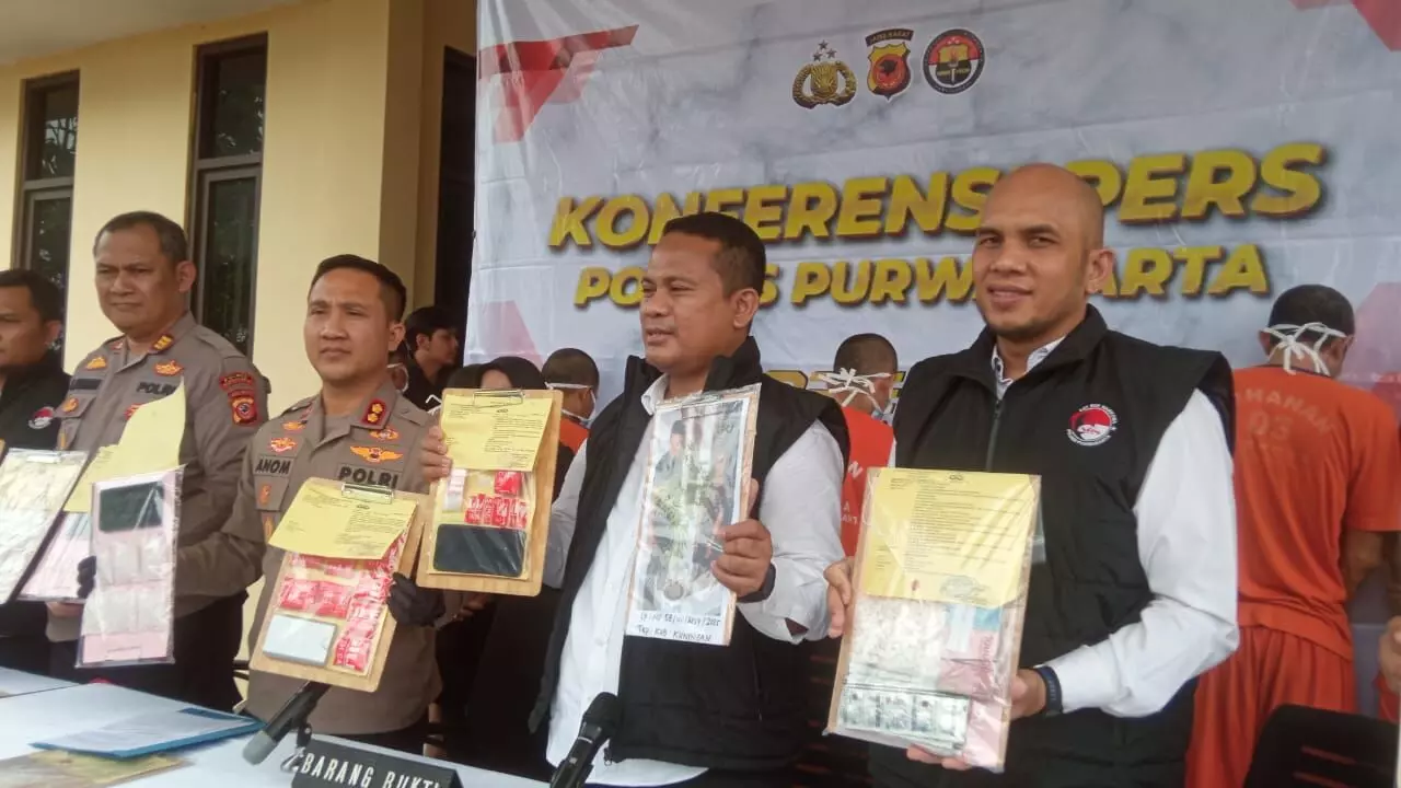 Satreskrim Polres Purwakarta ungkap 20 kasus narkoba senilai Rp 1 miliar Satreskrim Polres Purwakarta ungkap 20 kasus narkoba senilai Rp 1 miliar