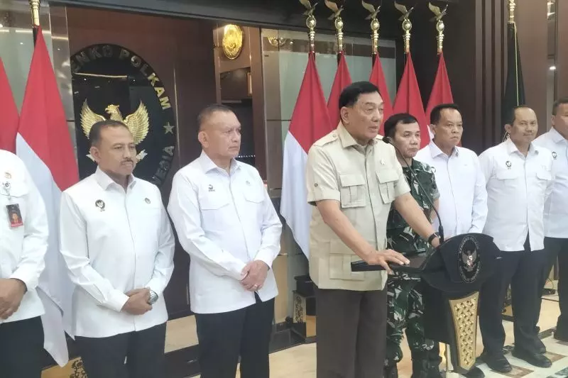 Sjafrie Sjamsoeddin akan revitalisasi organisasi di Kemenko Polkam Sjafrie Sjamsoeddin akan revitalisasi organisasi di Kemenko Polkam