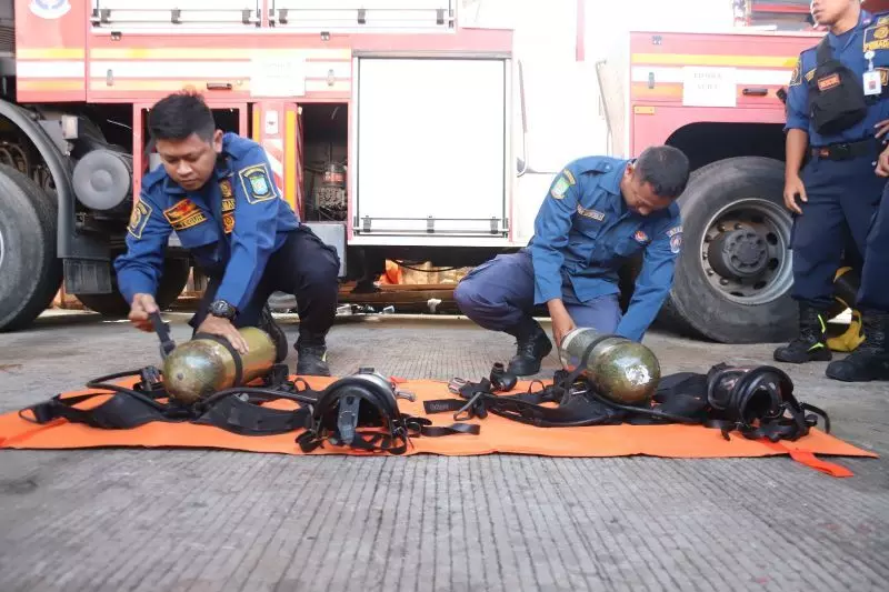 BPBD Kota Tangerang siagakan petugas antisipasi banjir saat hujan lama