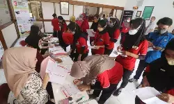 Gudang Garam lakukan PHK, rokok ilegal jadi ancaman